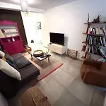 Paisible Et Au Centre Apartment *